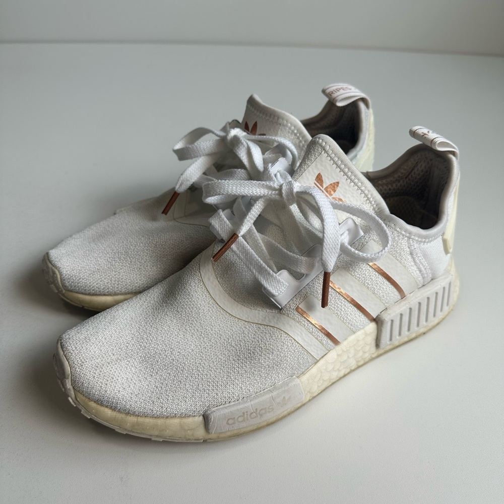 Adidas NMD Rose Gold Boost Women’s Size 8 pre-owned FW6434